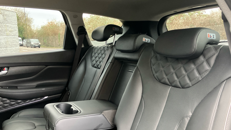 Hyundai SANTA FE 1.6 TGDi Plug-in Hybrid Premium 5dr 4WD Auto Estate